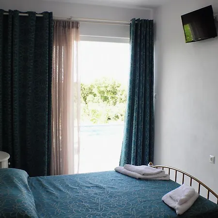 וילה Ariadne House *